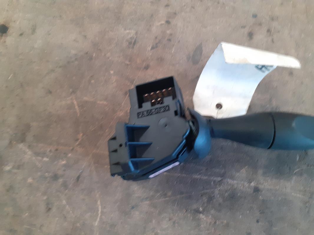 Commodo d'essuie glaces FORD FIESTA 5 PHASE 1 Diesel - 1