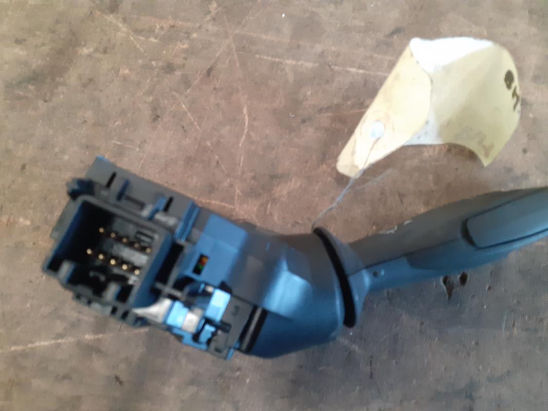 Commodo d'essuie glaces FORD FIESTA 6 PHASE 1 Diesel - 1