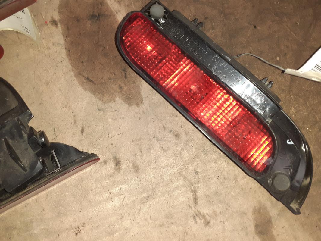 Feu arriere stop central CITROEN BERLINGO 1 PHASE 2 Diesel - 1