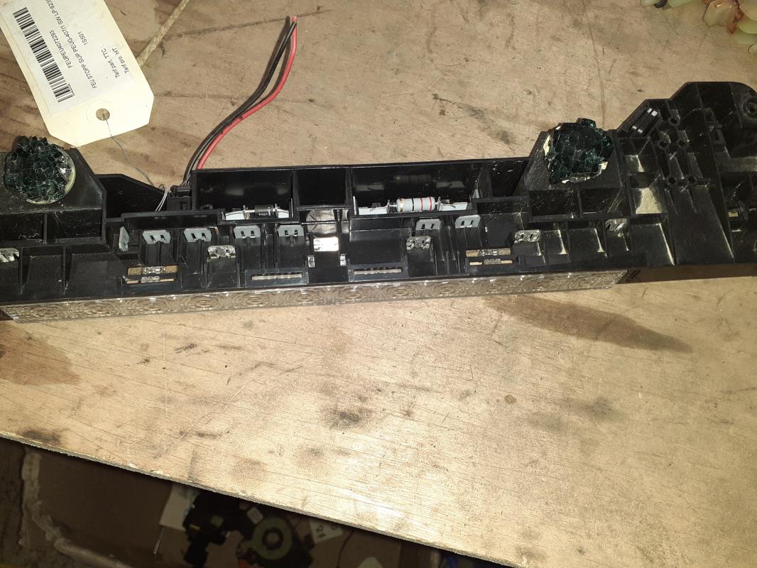 Feu arriere stop central PEUGEOT 407 PHASE 1 BREAK Diesel - 1