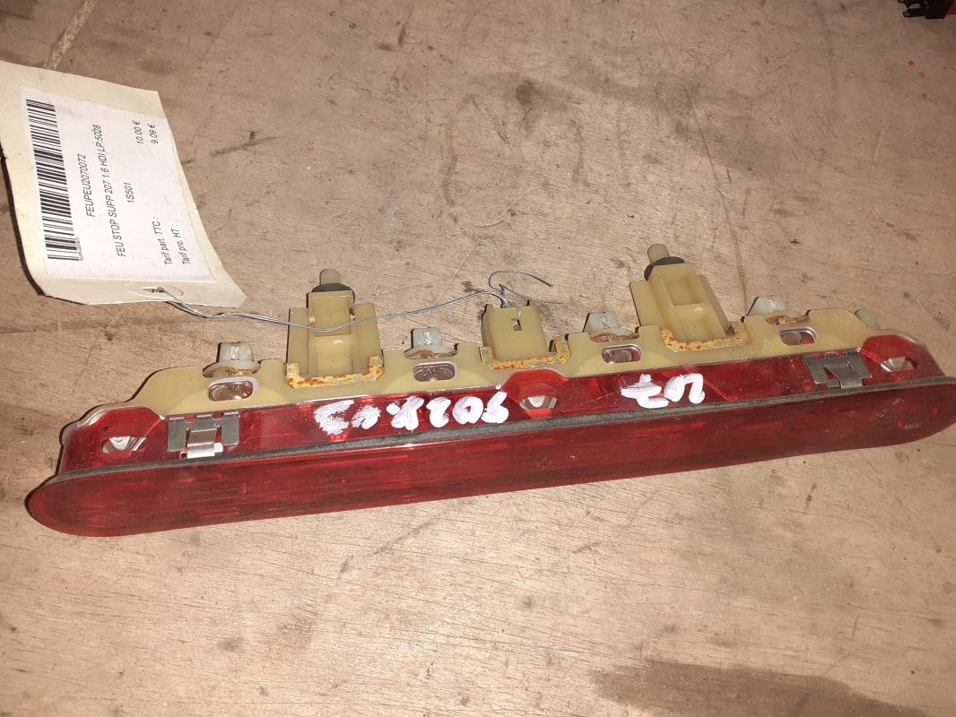 Feu arriere stop central PEUGEOT 207 PHASE 1 Diesel - 1