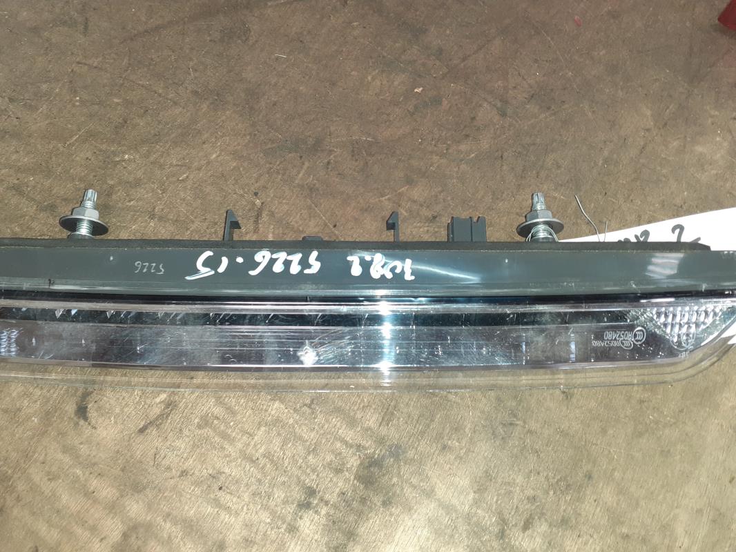 Feu arriere stop central PEUGEOT 308 2 PHASE 1 Diesel - 1