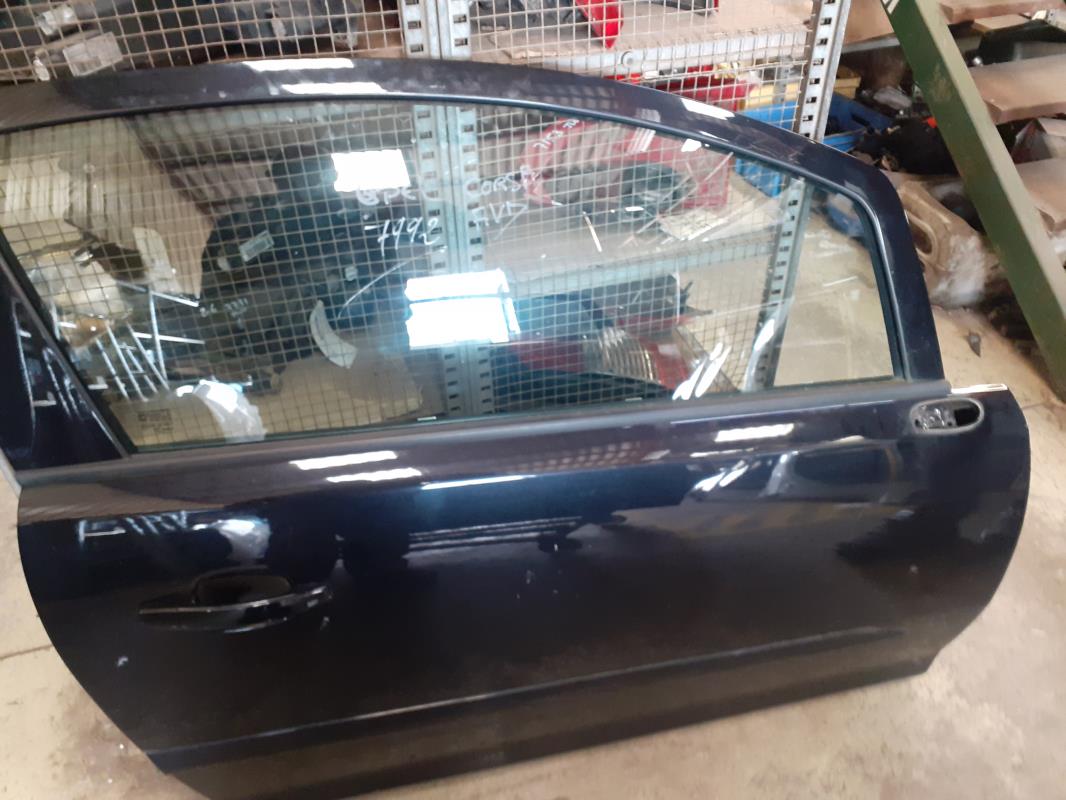 Porte avant droit