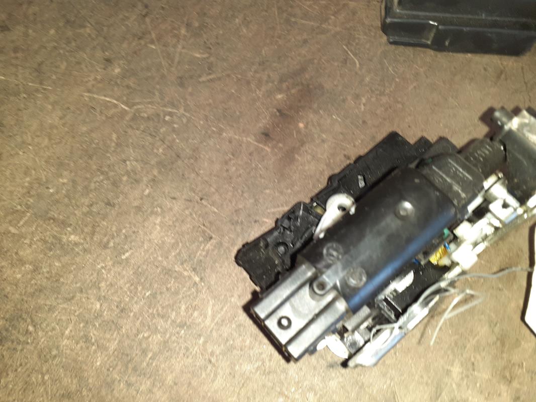 Serrure avant droit DACIA DAC LODGY Diesel - 1