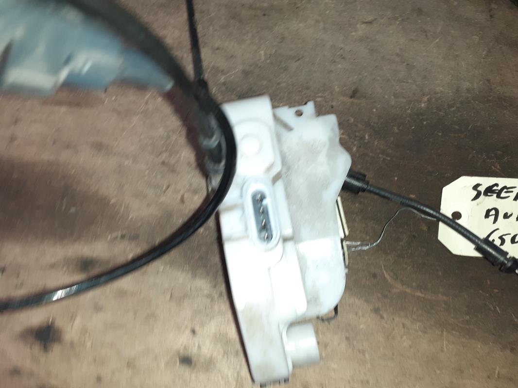 Serrure avant droit RENAULT SCENIC 2 PHASE 2 Diesel - 1