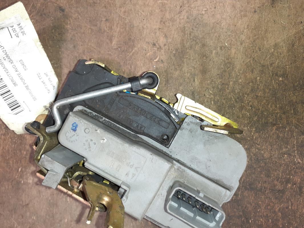 Serrure avant droit CITROEN CIT XSARA Diesel - 1