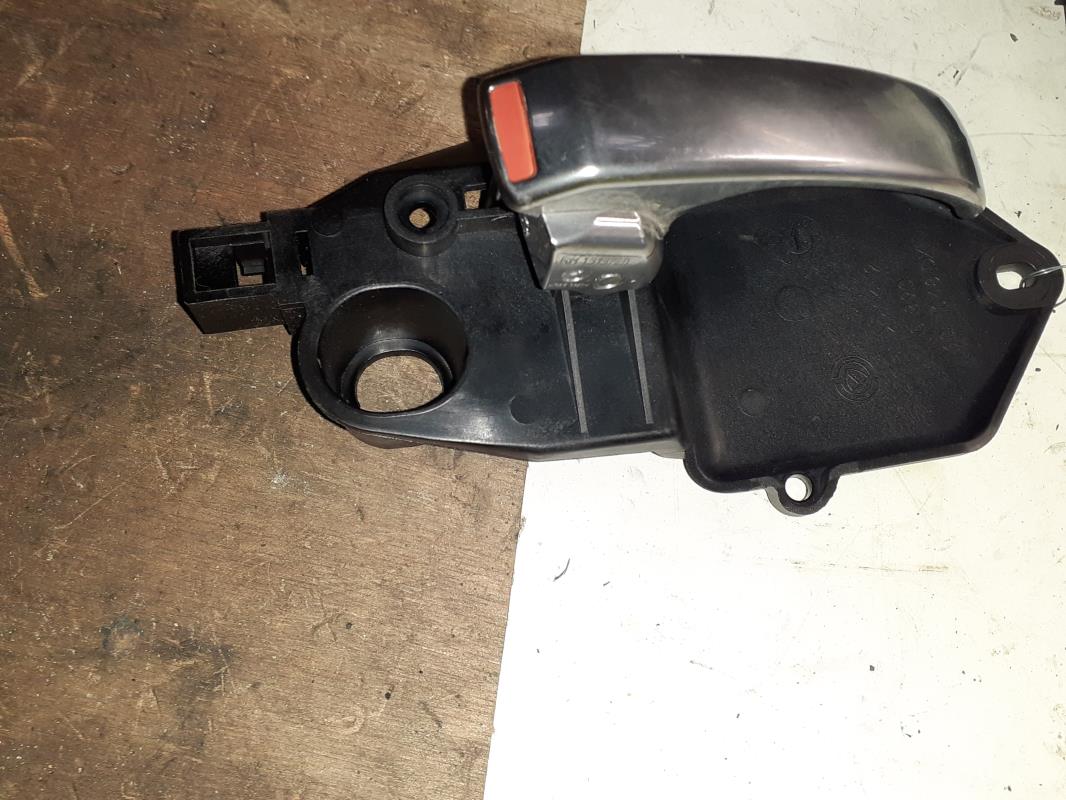 Poignee interieur avant droit FIAT 500 ABARTH 2 PHASE 2 Essence - 1