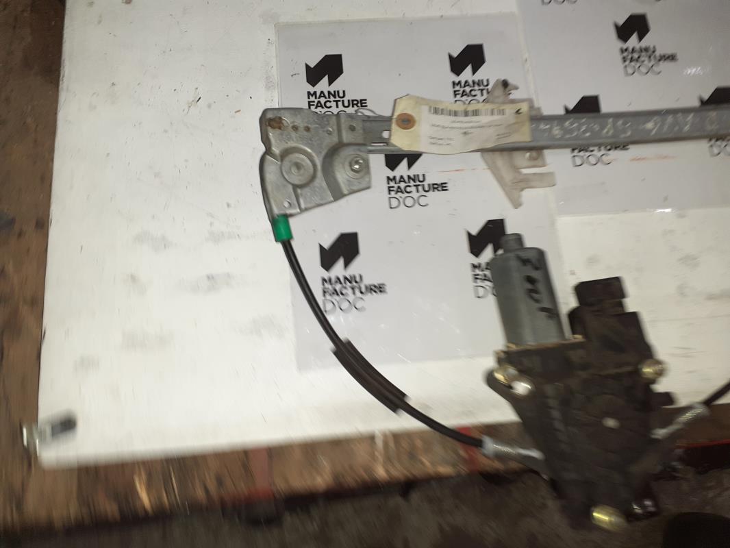 Mecanisme de leve vitre electrique avant gauche