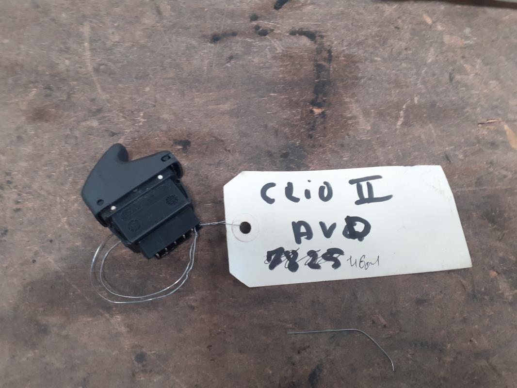 Interrupteur de leve vitre RENAULT CLIO 2 PHASE 1 Essence - 1