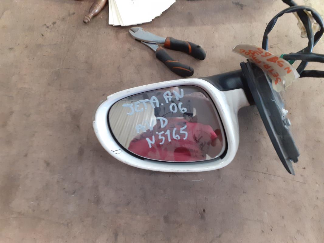 Retrovisor derecho VOLKSWAGEN JETTA 3 Diésel - 1
