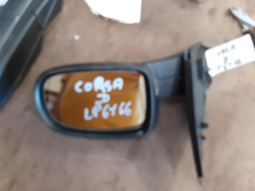 Retrovisor derecho