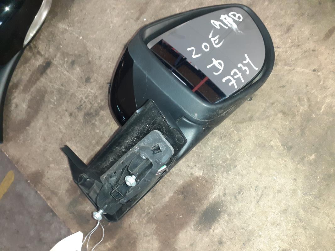 Retrovisor derecho