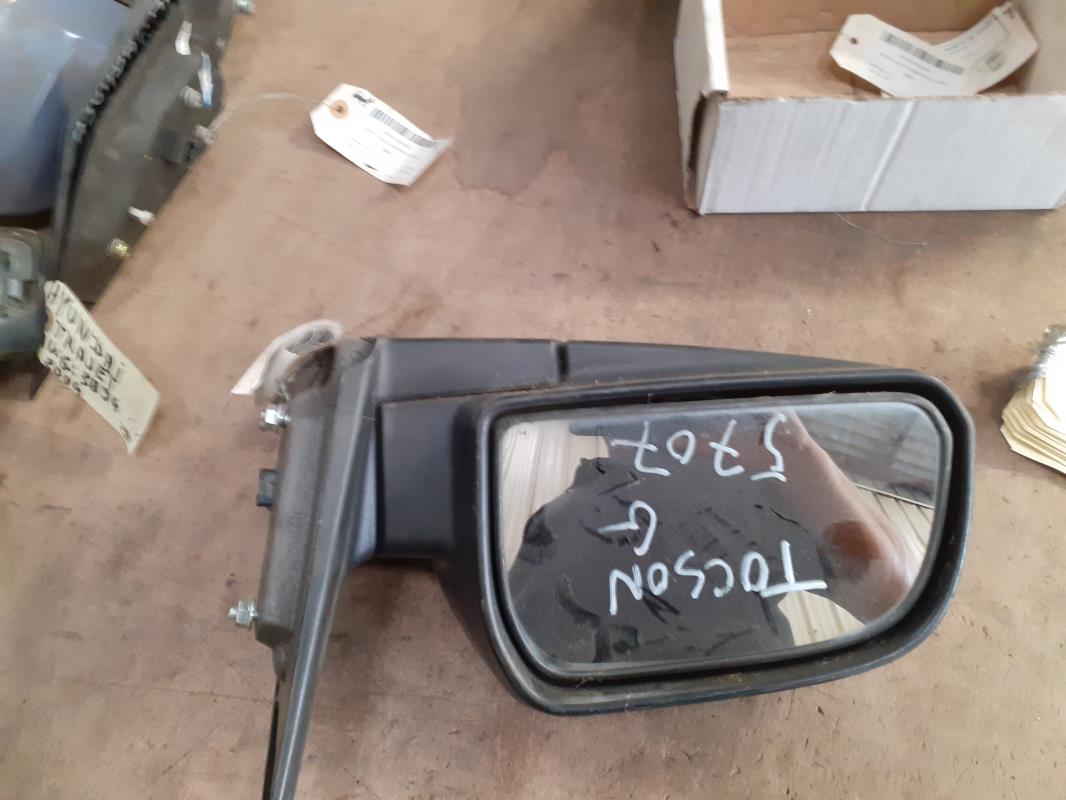 Retrovisor izquierdo