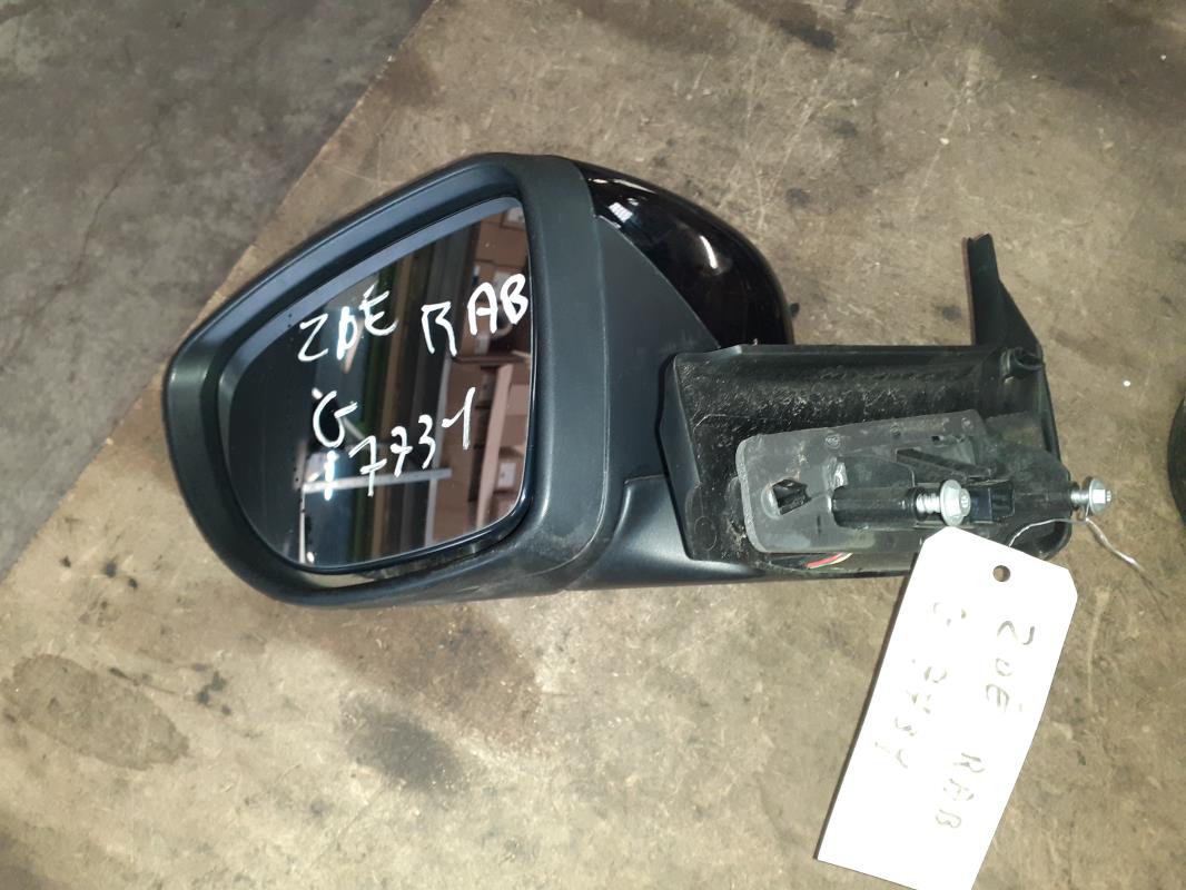 Retrovisor izquierdo