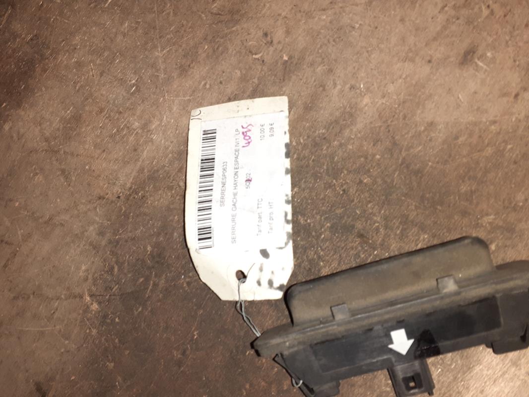 Bouton de coffre RENAULT ESPACE 4 PHASE 1 Diesel - 1