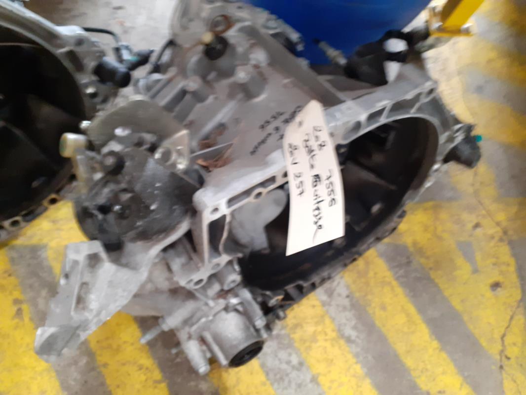 Boite de vitesses PEUGEOT 208 2 Diesel - 1