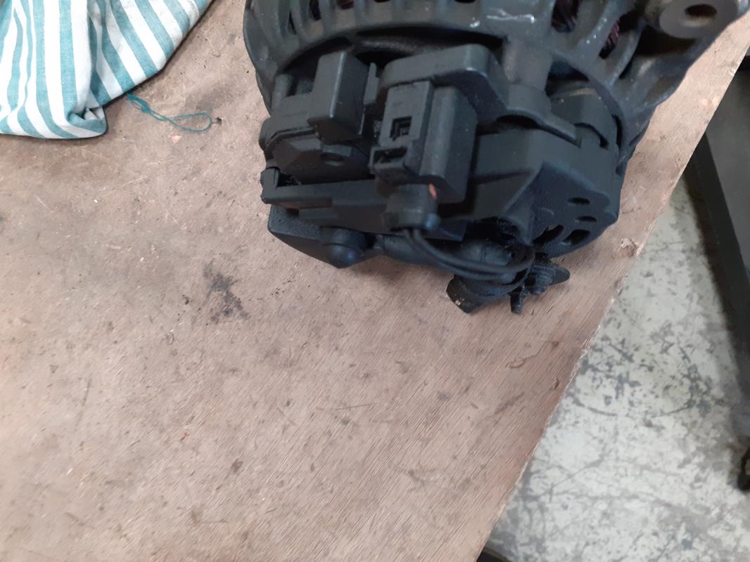 Alternateur AUDI A3 1 PHASE 1 Diesel - 1