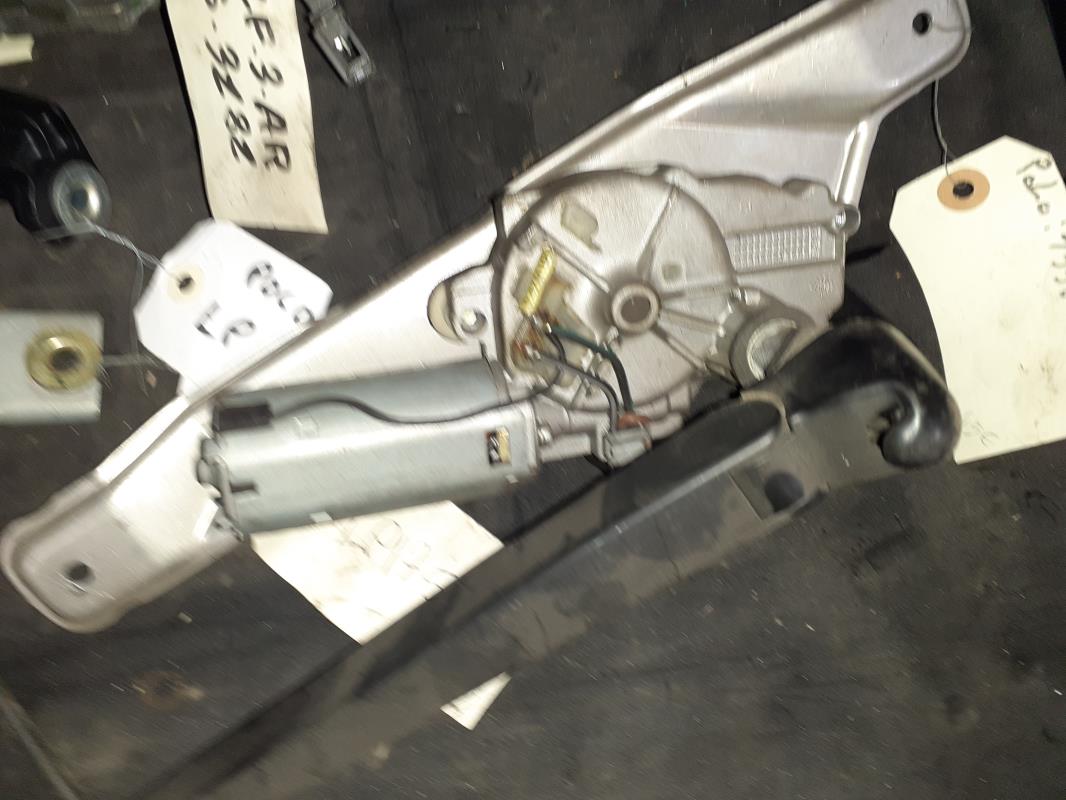 Moteur essuie glace arriere