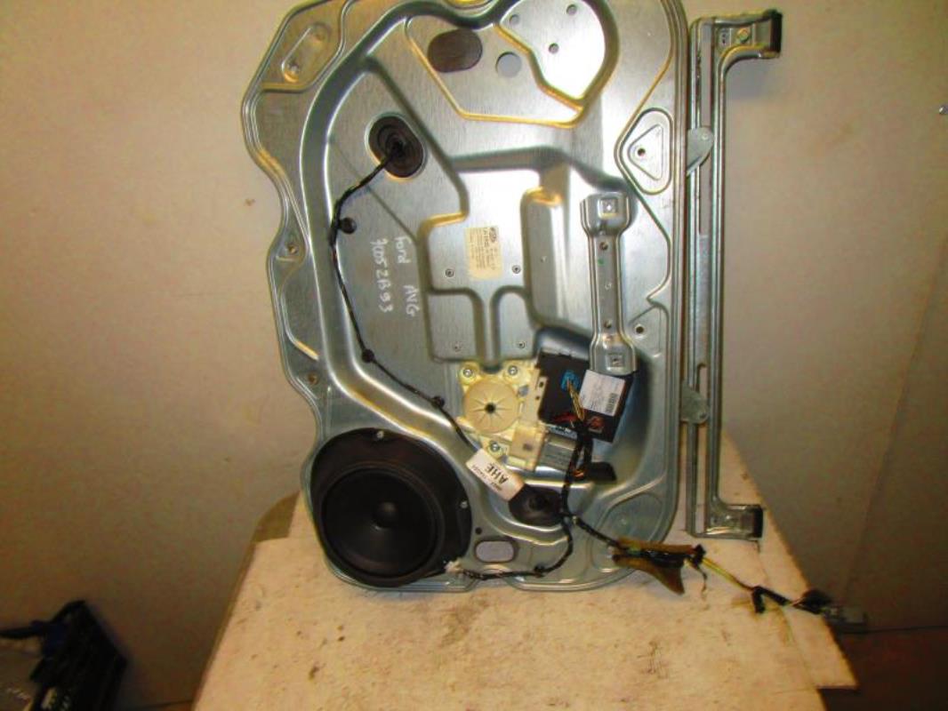 Leve vitre electrique avant gauche