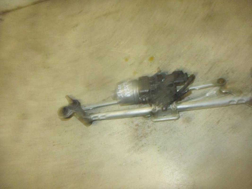 Moteur essuie glace avant