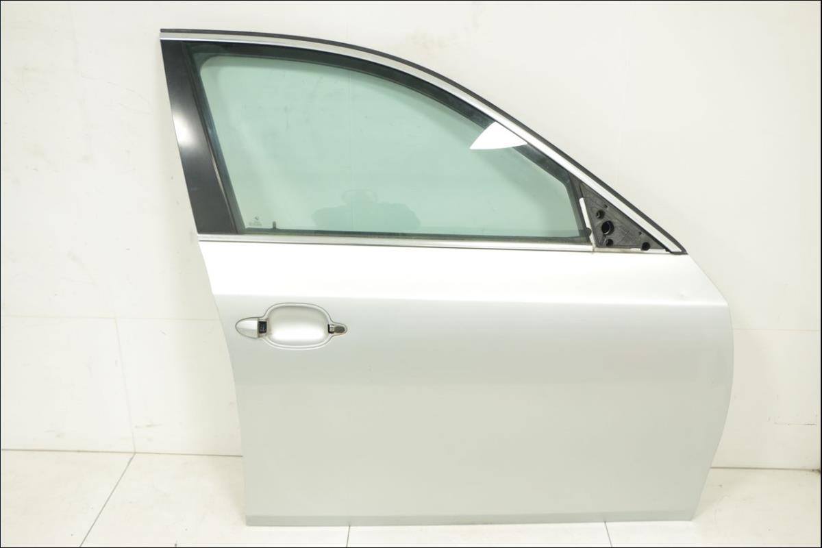 Porte avant droit