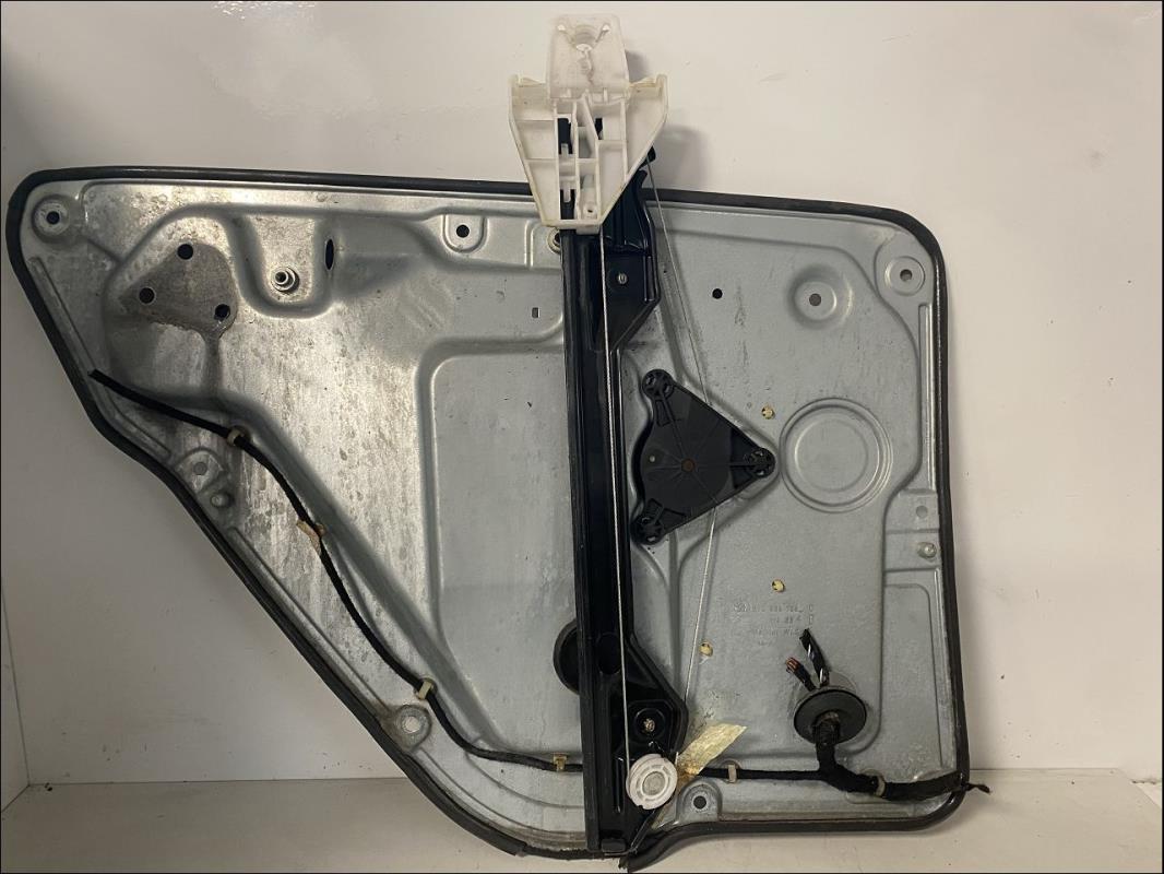 Leve vitre electrique arriere droit