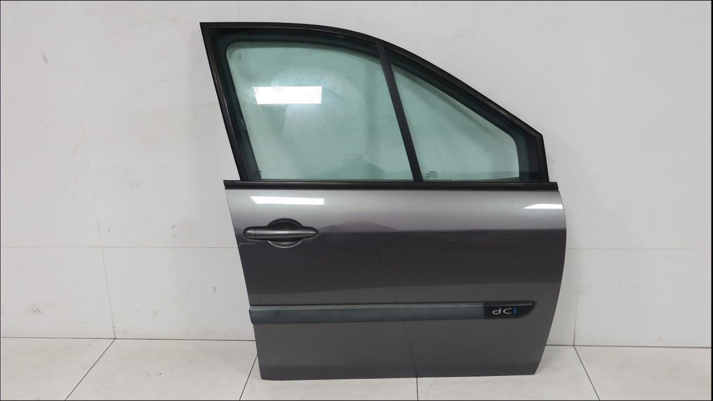 Porte avant droit