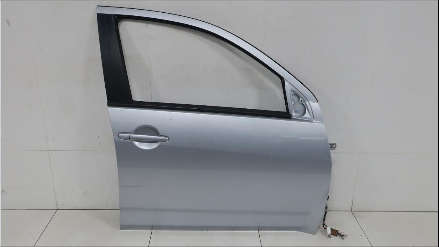 Porte avant droit