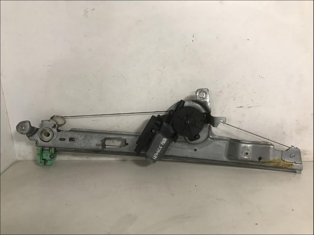 Leve vitre electrique avant droit