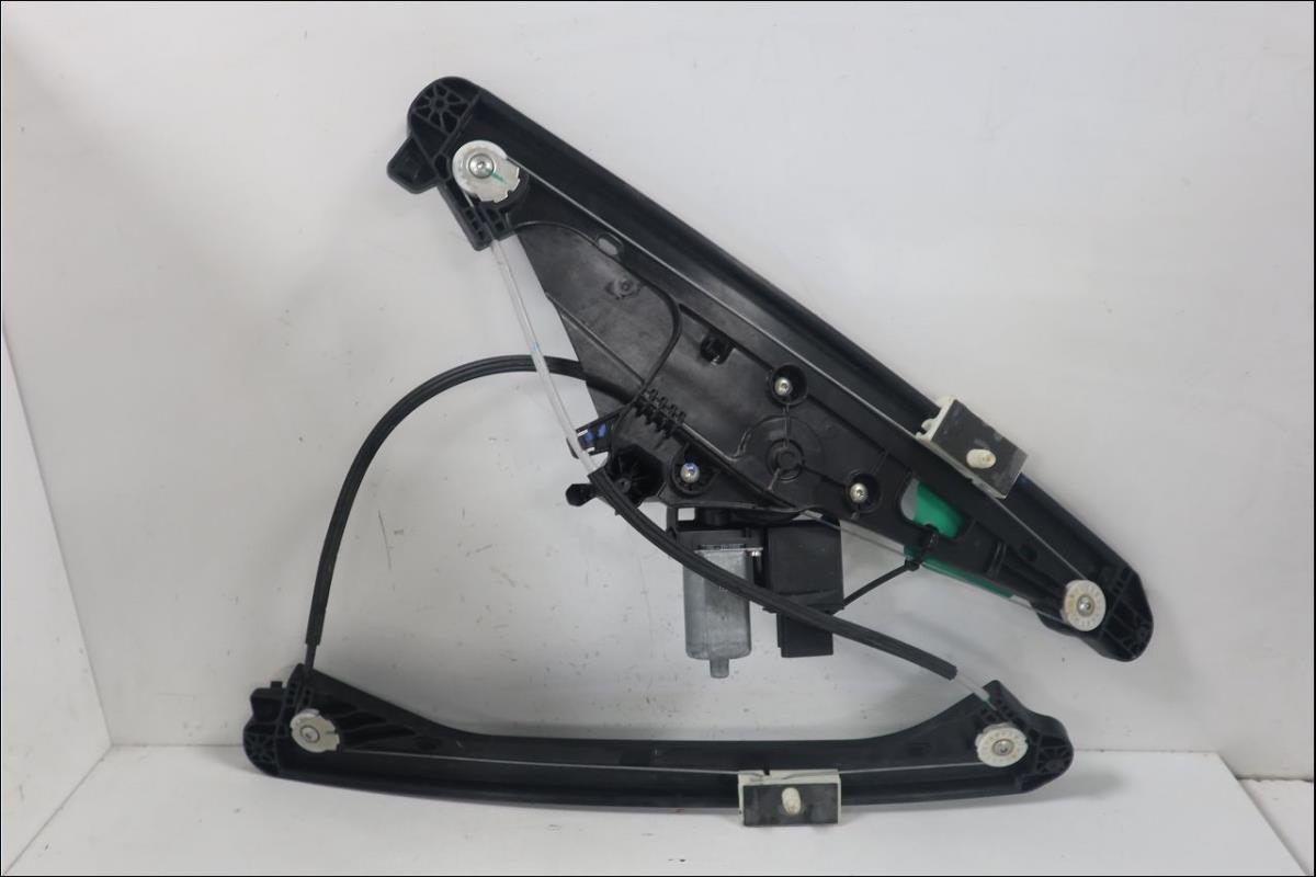Leve vitre electrique avant droit