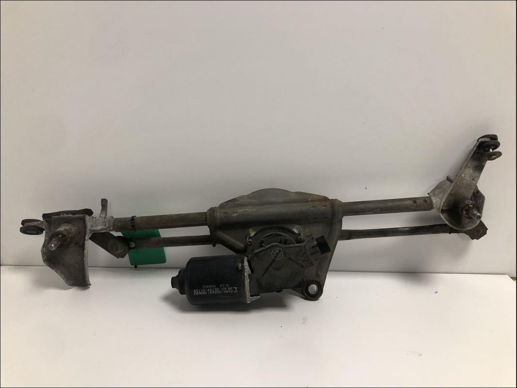 Moteur essuie glace avant