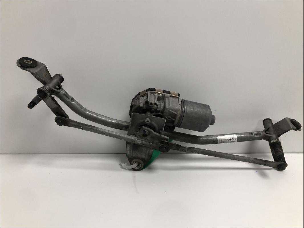 Moteur essuie glace avant