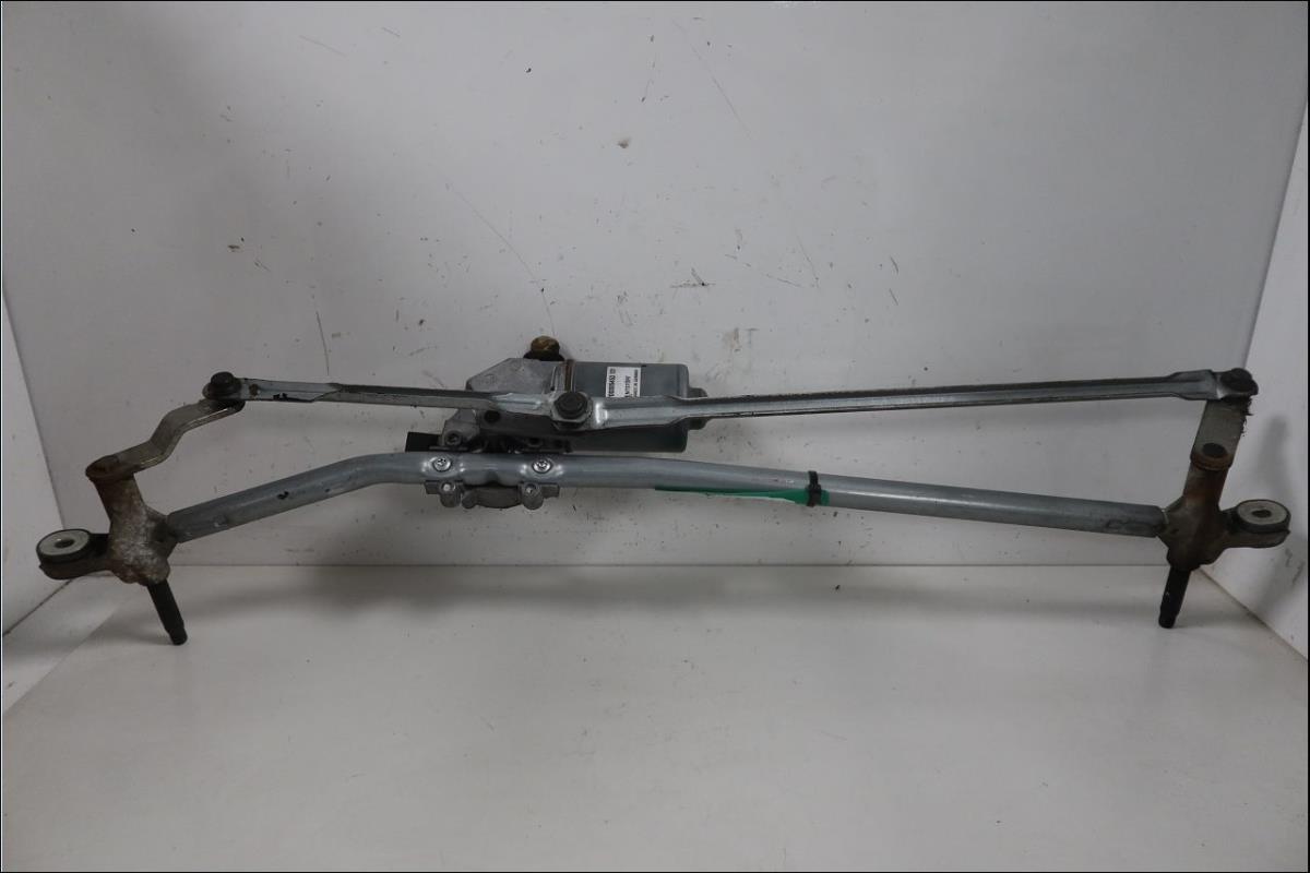 Moteur essuie glace avant