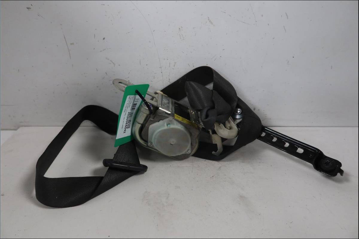 Ceinture avant gauche