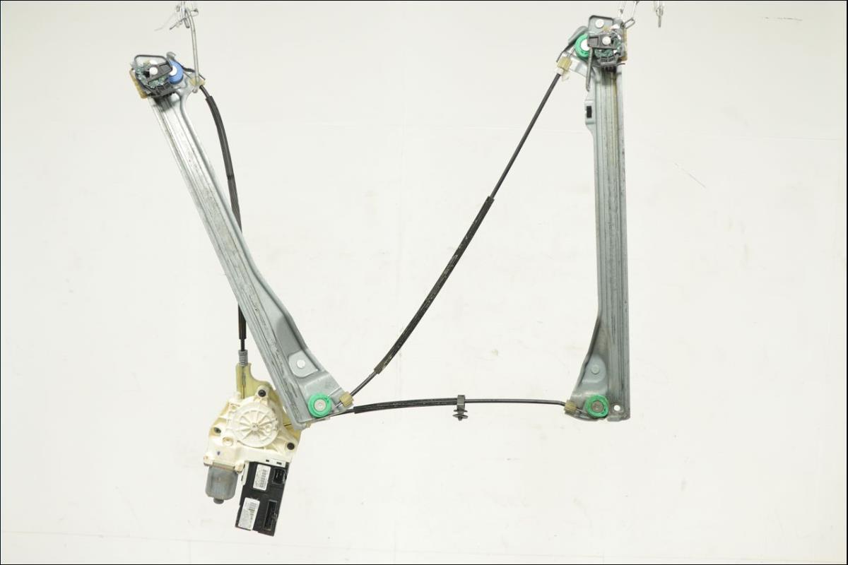 Leve vitre electrique avant droit