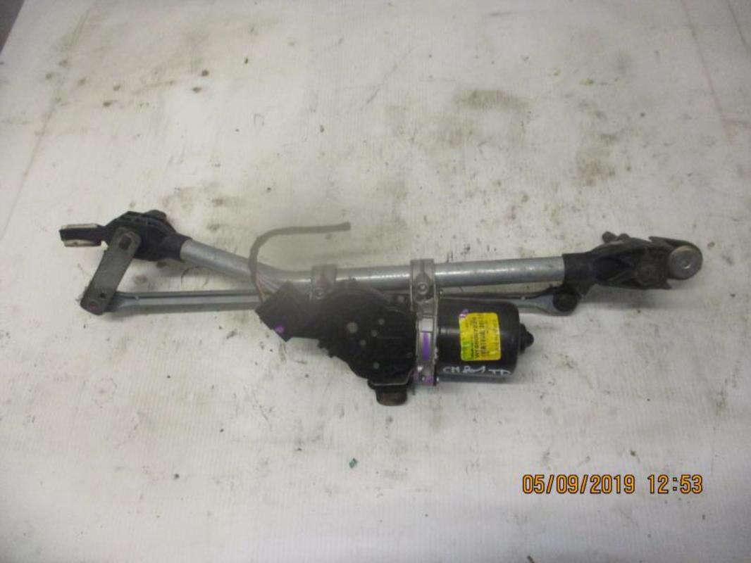Moteur essuie glace avant