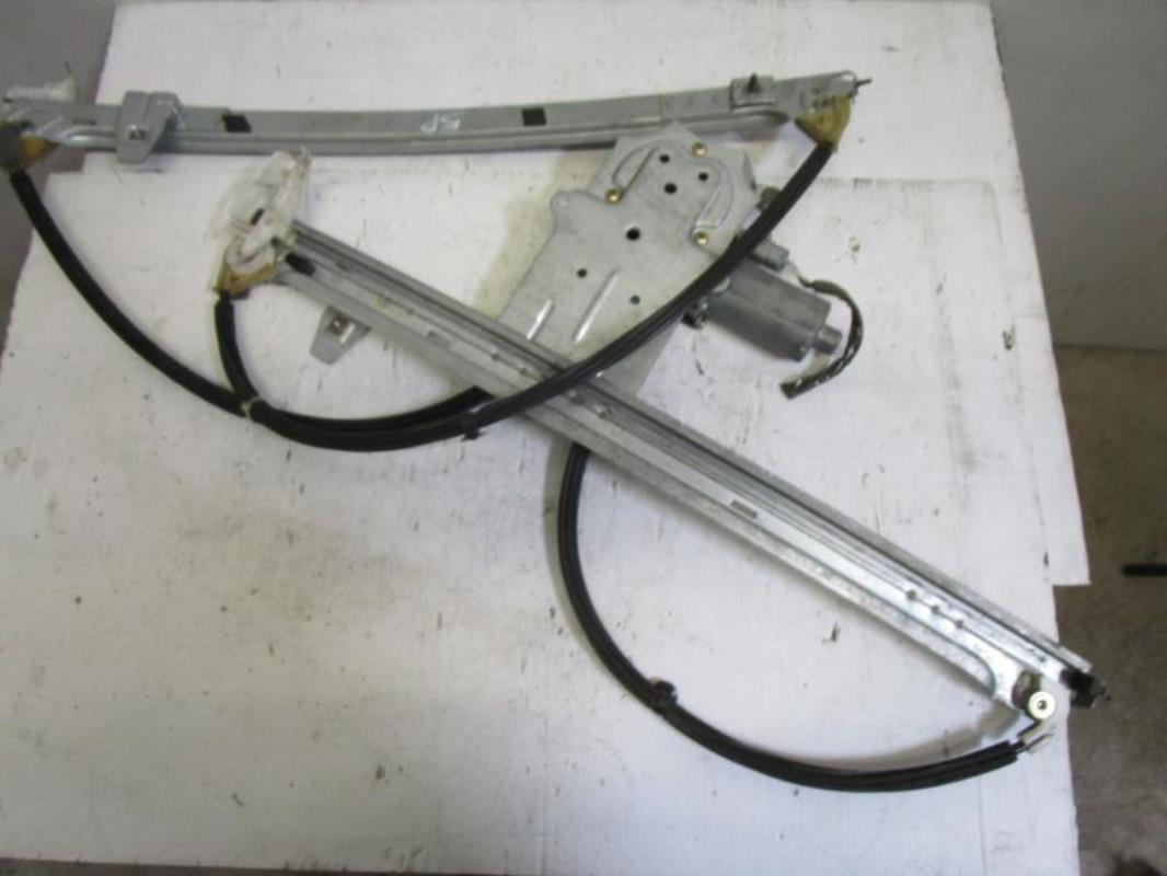 Leve vitre electrique avant droit