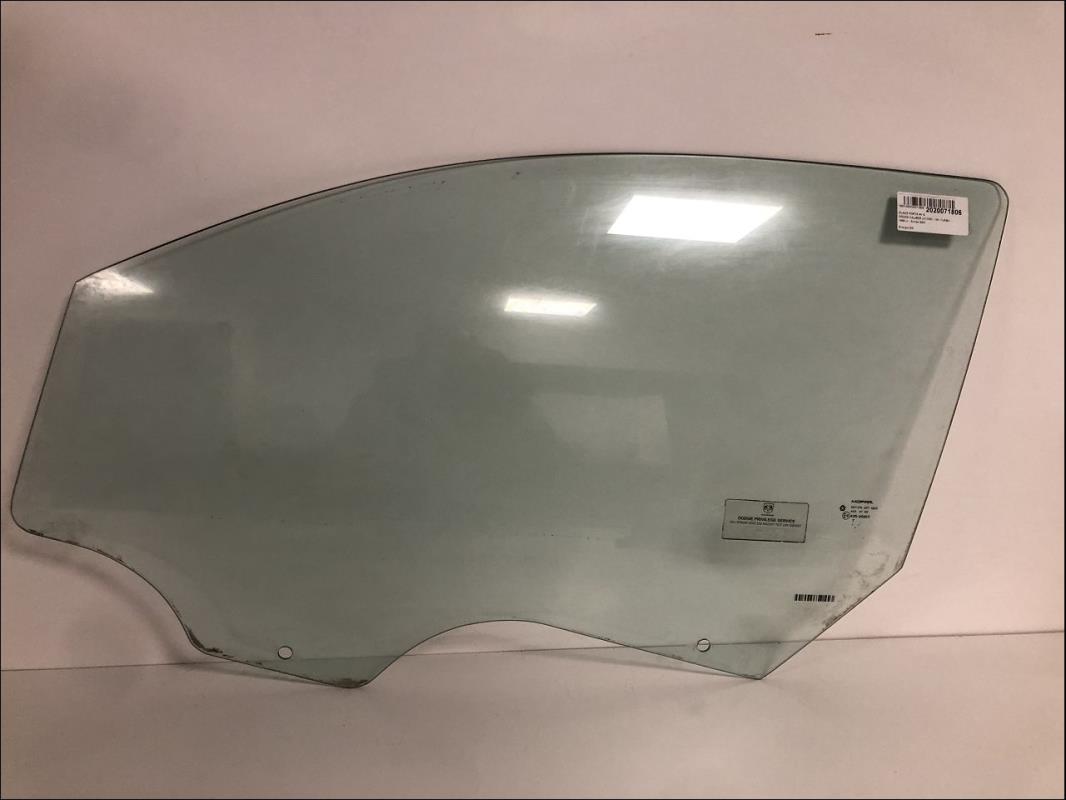 Vitre avant gauche