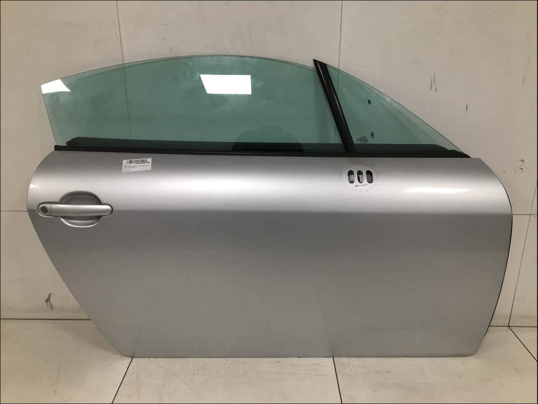 Porte avant droit