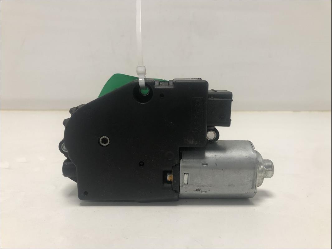 Moteur toit ouvrant