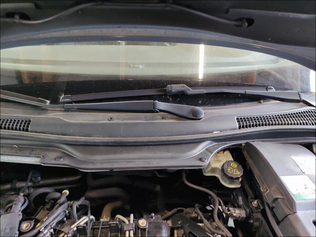 Moteur essuie glace avant
