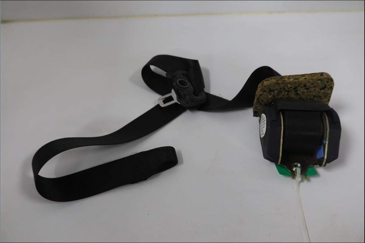 Ceinture avant gauche