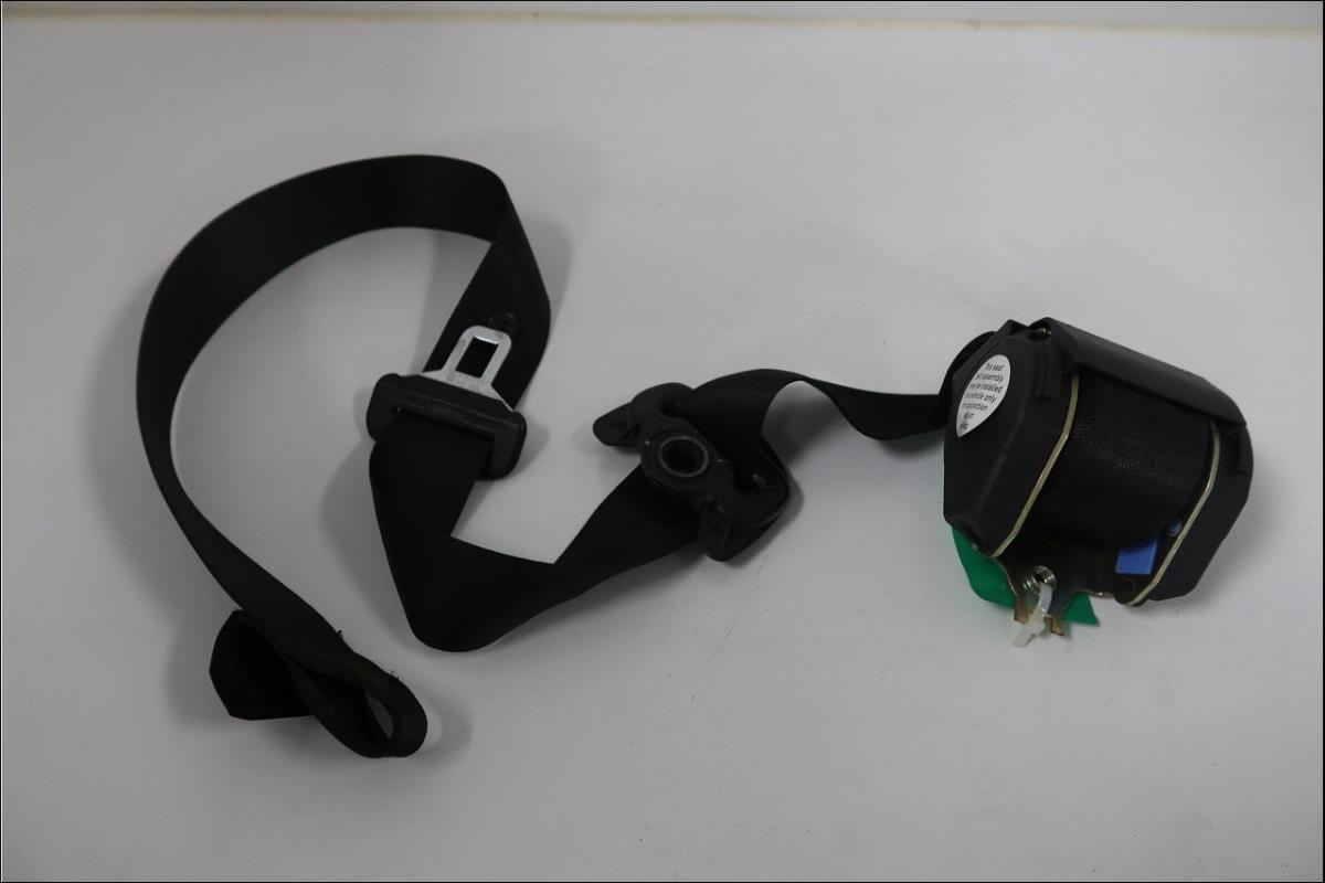 Ceinture avant droit