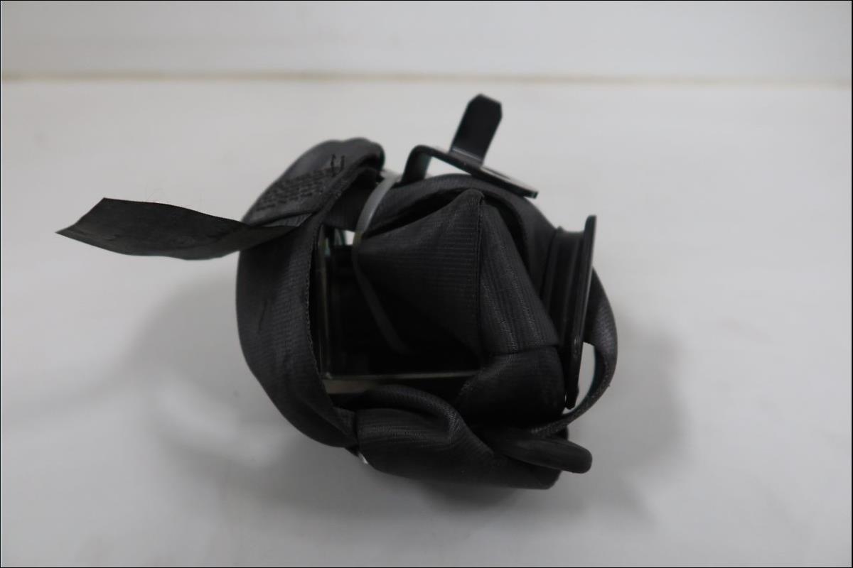 Ceinture avant droit