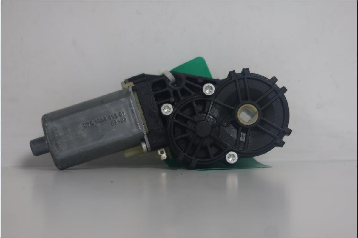 Moteur de capote