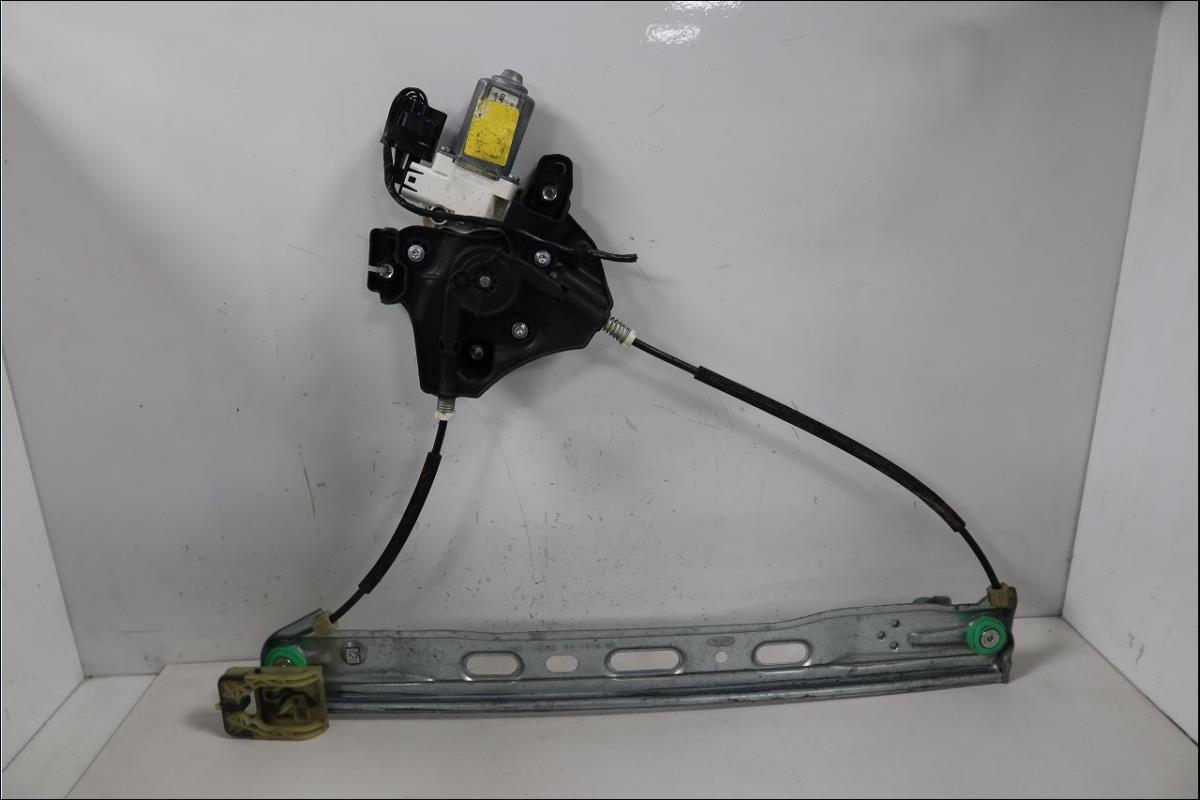 Leve vitre electrique avant droit