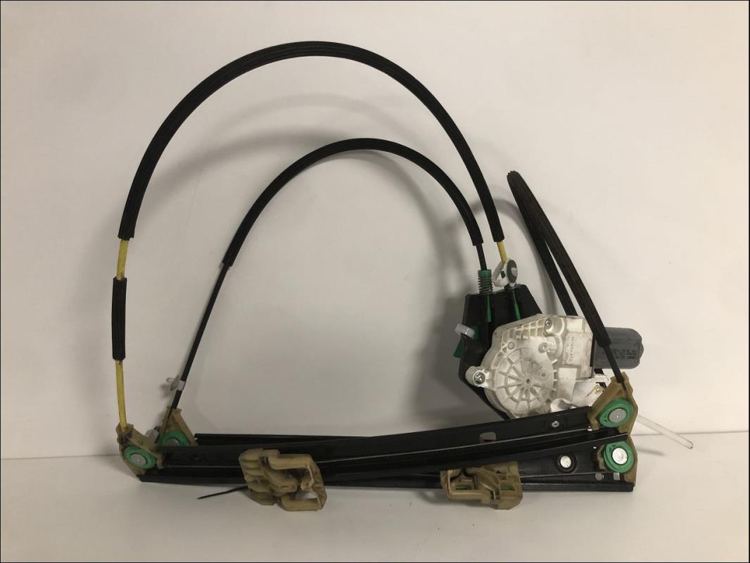 Leve vitre electrique avant droit