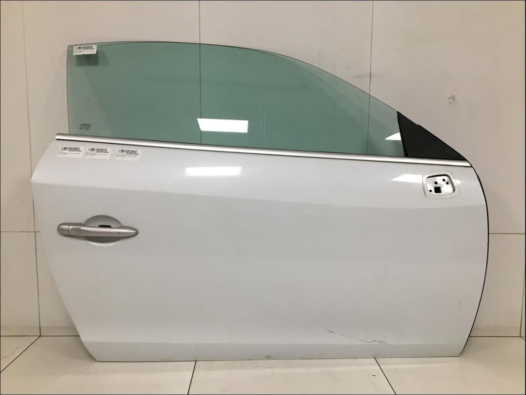 Porte avant droit