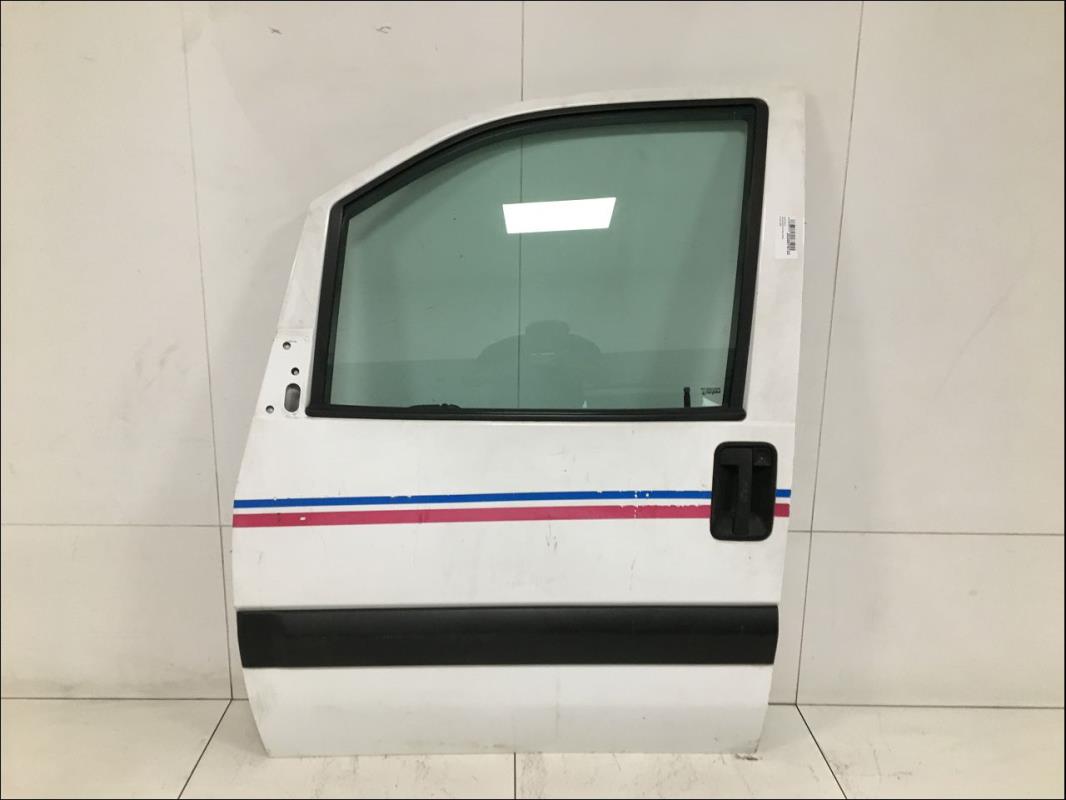 Porte avant gauche