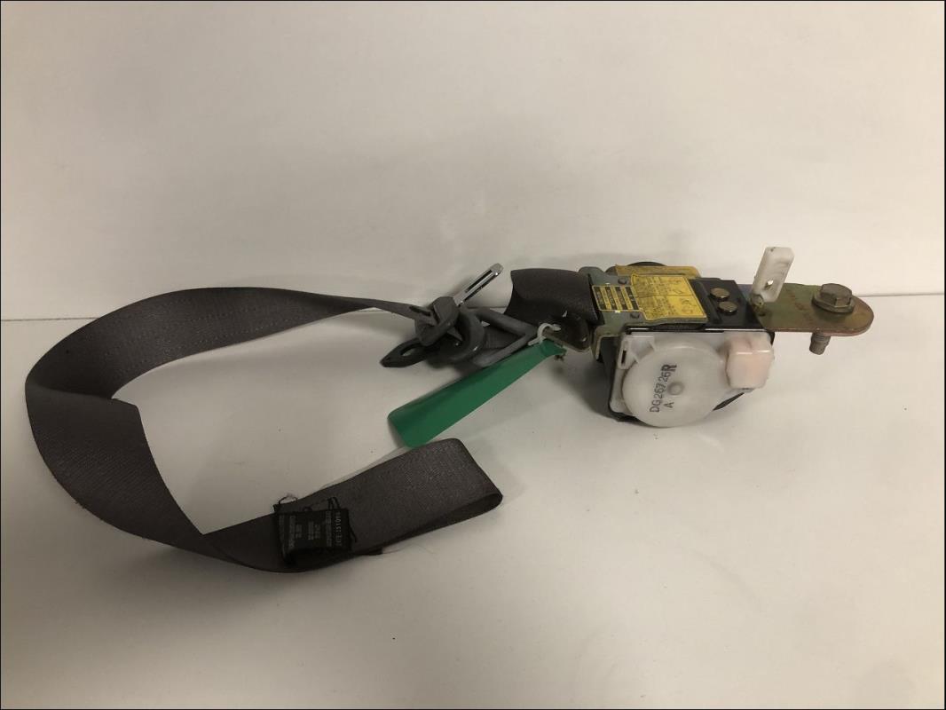 Ceinture avant droit